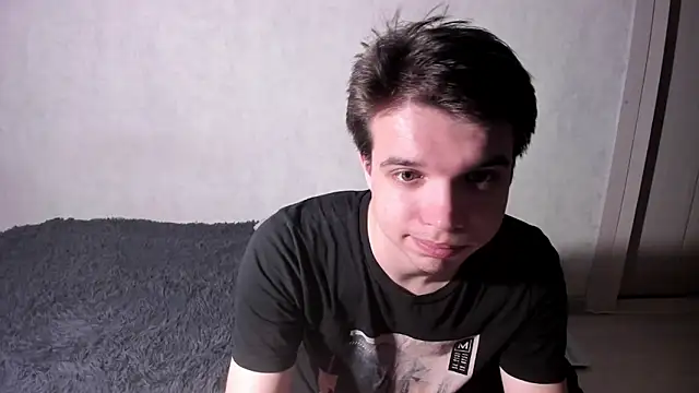 Snapshot of tailer_ chatting on 11, 12, 2024 tailer online show from 11, 12, 2024