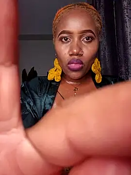 Snapshot of SquirtQueen222 chatting on 20, 2, 2026 SquirtQueen222 online show from 20, 2, 2026