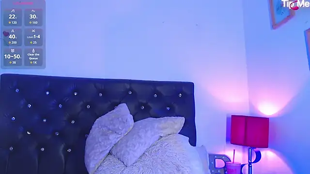 Snapshot of Samara_Hillss chatting on 11, 10, 2025 Samara Hillss online show from 11, 10, 2025