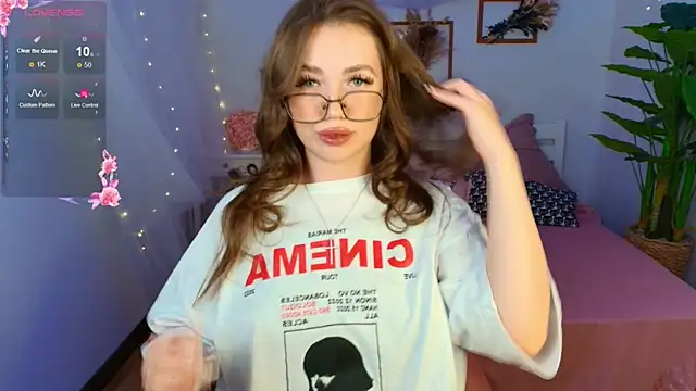 Snapshot of Diana_twerk chatting on 11, 9, 2025 Diana twerk online show from 11, 9, 2025