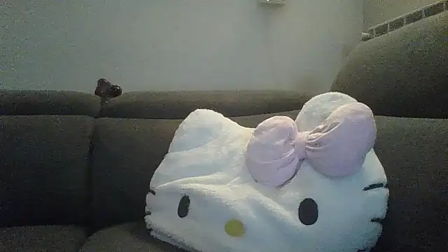 Snapshot of MarikaMilff chatting on 2, 10, 2025 MarikaMilff online show from 2, 10, 2025