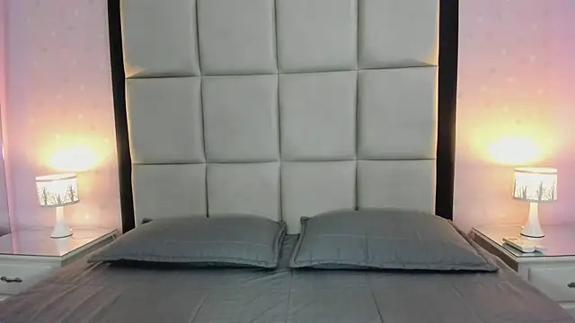 HannaClarrk  online show from 1, 4, 2026