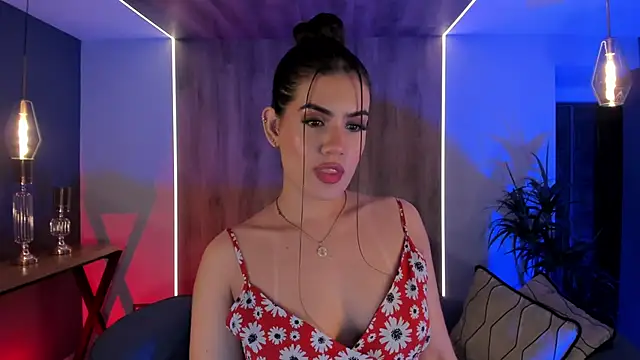 Snapshot of AngelicaVega chatting on 3, 2, 2025 AngelicaVega online show from 3, 2, 2025