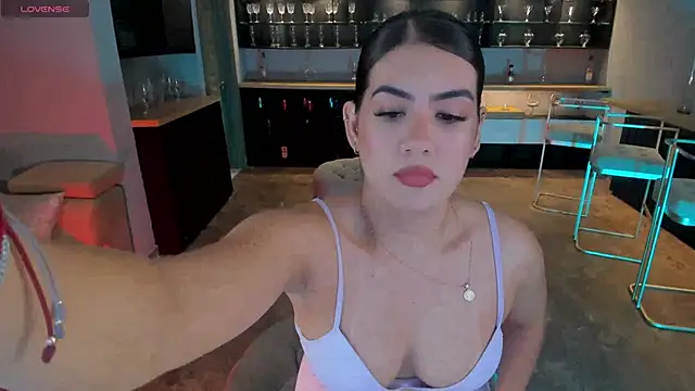 Snapshot of AngelicaVega chatting on 2, 3, 2025 AngelicaVega online show from 2, 3, 2025