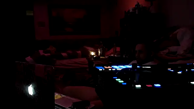 tongueispowerr6d9 online show from 9, 2, 2025