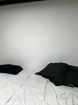 Snapshot of aliensexy chatting on 6, 3, 2025 aliensexy online show from 6, 3, 2025