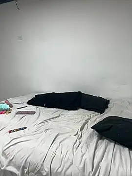 Snapshot of aliensexy chatting on 7, 3, 2025 aliensexy online show from 7, 3, 2025