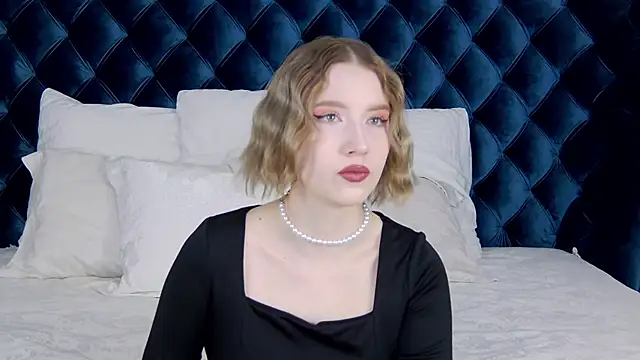 LiliLinn online show from 31, 1, 2025