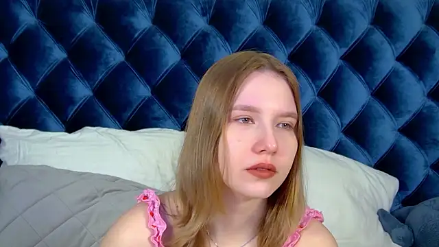 LiliLinn online show from 13, 7, 2026
