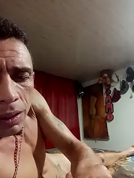 Snapshot of luiseduardomarta chatting on 18, 11, 2025 luiseduardomarta online show from 18, 11, 2025