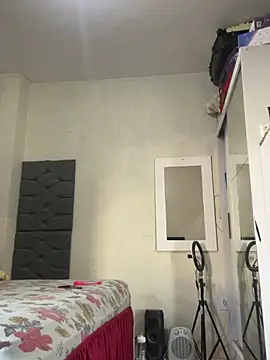 Indiazinhax online show from 6, 2, 2026