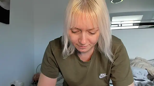 BetterThanYourEx69 online show from 26, 3, 2026