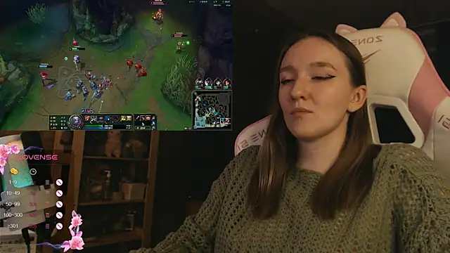 MoonlishSiren online show from 2, 11, 2025