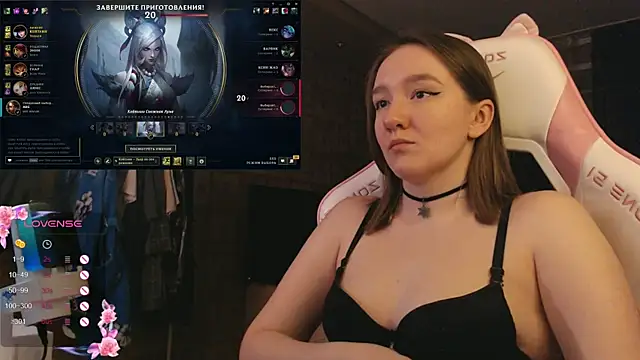 MoonlishSiren online show from 19, 12, 2025