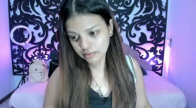 Snapshot of your_little_naughty1 chatting on 8, 1, 2025 your little naughty1 online show from 8, 1, 2025