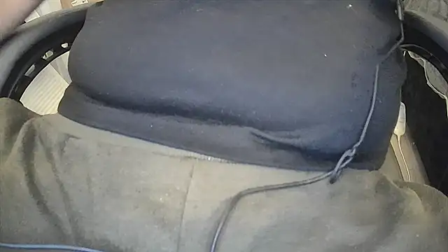 Snapshot of hallowsMIA chatting on 26, 12, 2024 hallowsMIA online show from 26, 12, 2024