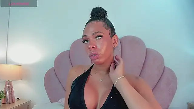 Snapshot of Nicole_Paradise chatting on 17, 3, 2025 Nicole Paradise online show from 17, 3, 2025
