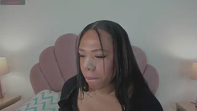 Snapshot of Nicole_Paradise chatting on 15, 9, 2025 Nicole Paradise online show from 15, 9, 2025