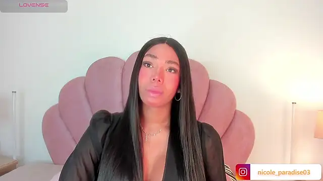 Nicole Paradise online show from 15, 7, 2026