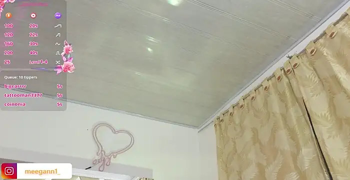 Snapshot of meggan_tay chatting on 10, 1, 2025 meggan tay online show from 10, 1, 2025