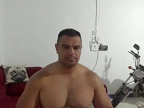 Snapshot of ApholoVV chatting on 5, 2, 2026 ApholoVV online show from 5, 2, 2026