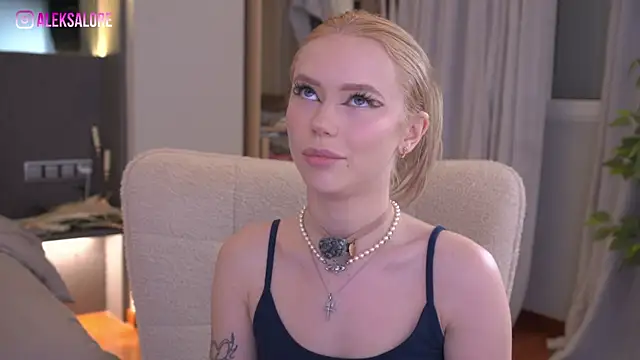 LexieLoree online show from 3, 6, 2026