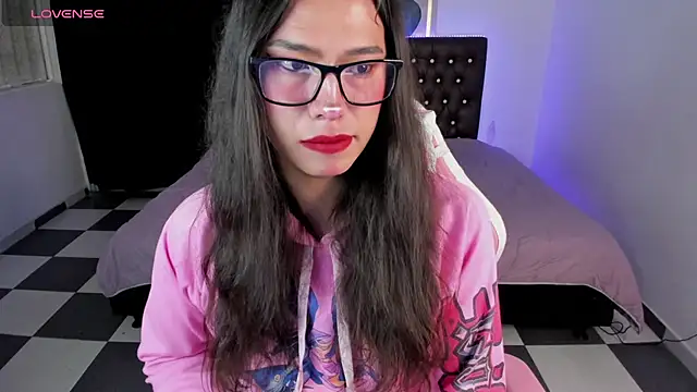 Snapshot of paula_kawaiifu_ chatting on 5, 1, 2025 paula kawaiifu online show from 5, 1, 2025