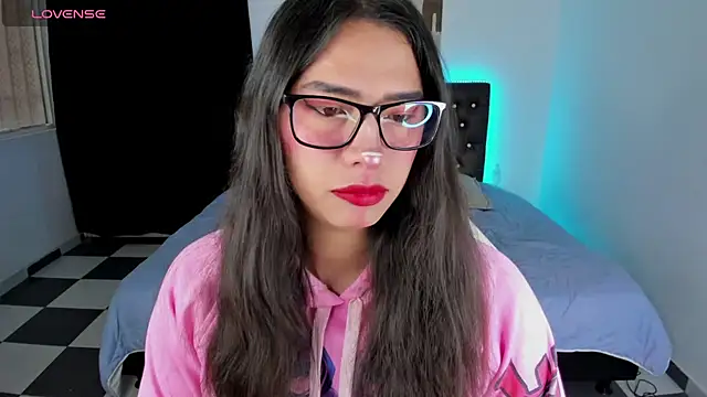 Snapshot of paula_kawaiifu_ chatting on 2, 2, 2025 paula kawaiifu online show from 2, 2, 2025