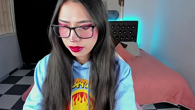 Snapshot of paula_kawaiifu_ chatting on 25, 2, 2025 paula kawaiifu online show from 25, 2, 2025