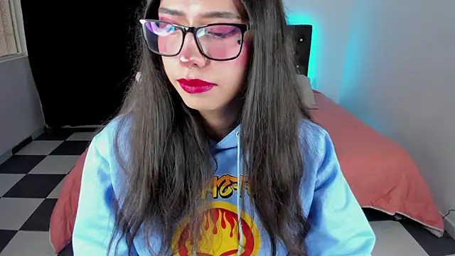 Snapshot of paula_kawaiifu_ chatting on 25, 2, 2025 paula kawaiifu online show from 25, 2, 2025
