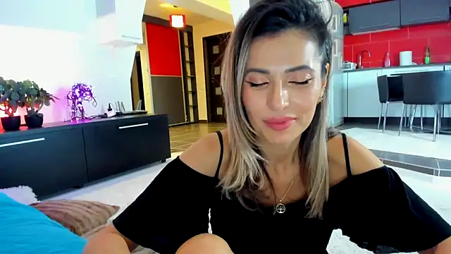 Snapshot of MissSmiley26 chatting on 1, 3, 2025 MissSmiley26 online show from 1, 3, 2025