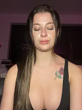 Mia-Minou online show from 10, 11, 2025