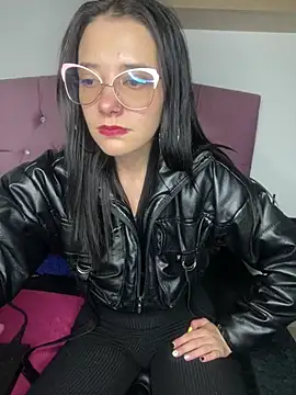 Snapshot of Isabella_21x chatting on 18, 3, 2025 Isabella 21x online show from 18, 3, 2025