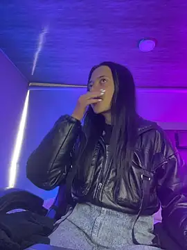 Isabella 21x online show from 14, 4, 2026