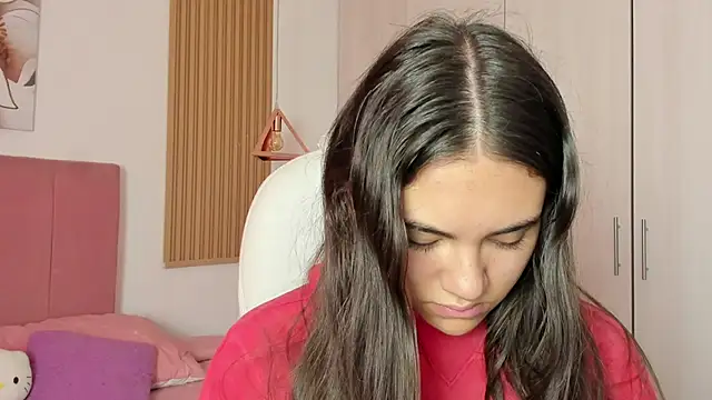 mia nevaeh online show from 28, 2, 2025