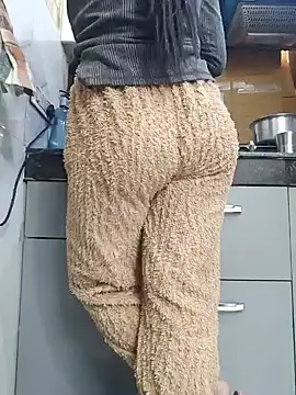 Manpreet kaur21 online show from 13, 1, 2025