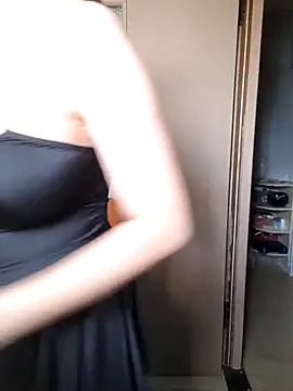 Snapshot of LenaShow chatting on 6, 10, 2025 LenaShow online show from 6, 10, 2025