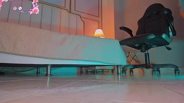 charlotte  grey online show from 14, 2, 2026