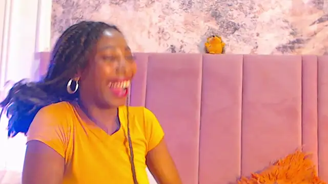 Snapshot of SabrinaDevill chatting on 15, 4, 2026 SabrinaDevill online show from 15, 4, 2026