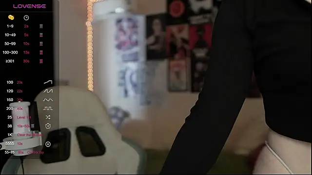 Snapshot of Traharaa chatting on 9, 2, 2026 Traharaa online show from 9, 2, 2026