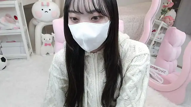 momo room online show from 12, 1, 2025