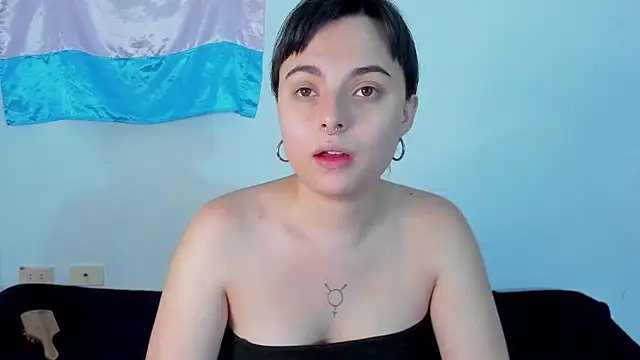 elizabethtaylorxxx online show from 28, 11, 2025