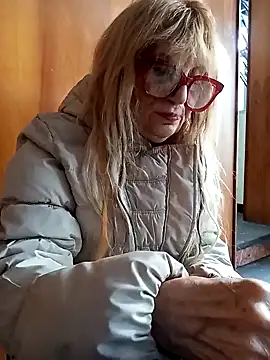 Snapshot of eva2023sexy chatting on 9, 1, 2025 eva2023sexy online show from 9, 1, 2025