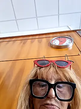 eva2023sexy online show from 1, 6, 2026