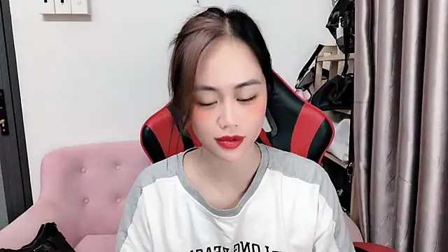 Snapshot of witch-39 chatting on 19, 12, 2025 witch-39 online show from 19, 12, 2025