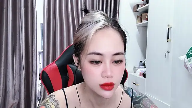 Snapshot of witch-39 chatting on 4, 2, 2026 witch-39 online show from 4, 2, 2026