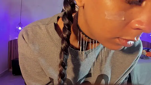 IamNayuta online show from 17, 11, 2025