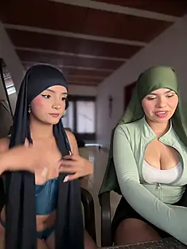 lalilamassu1 online show from 20, 2, 2026