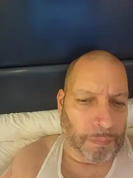 Just2much online show from 30, 4, 2026