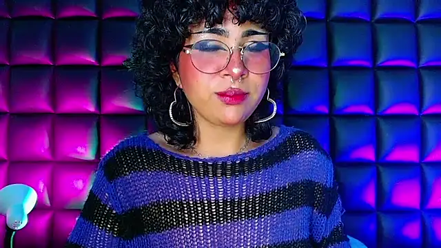 kuromi69 online show from 8, 2, 2025